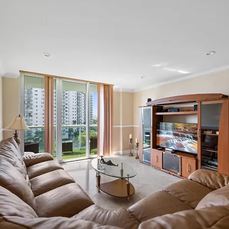 Entire Condominium In Sunny Isles